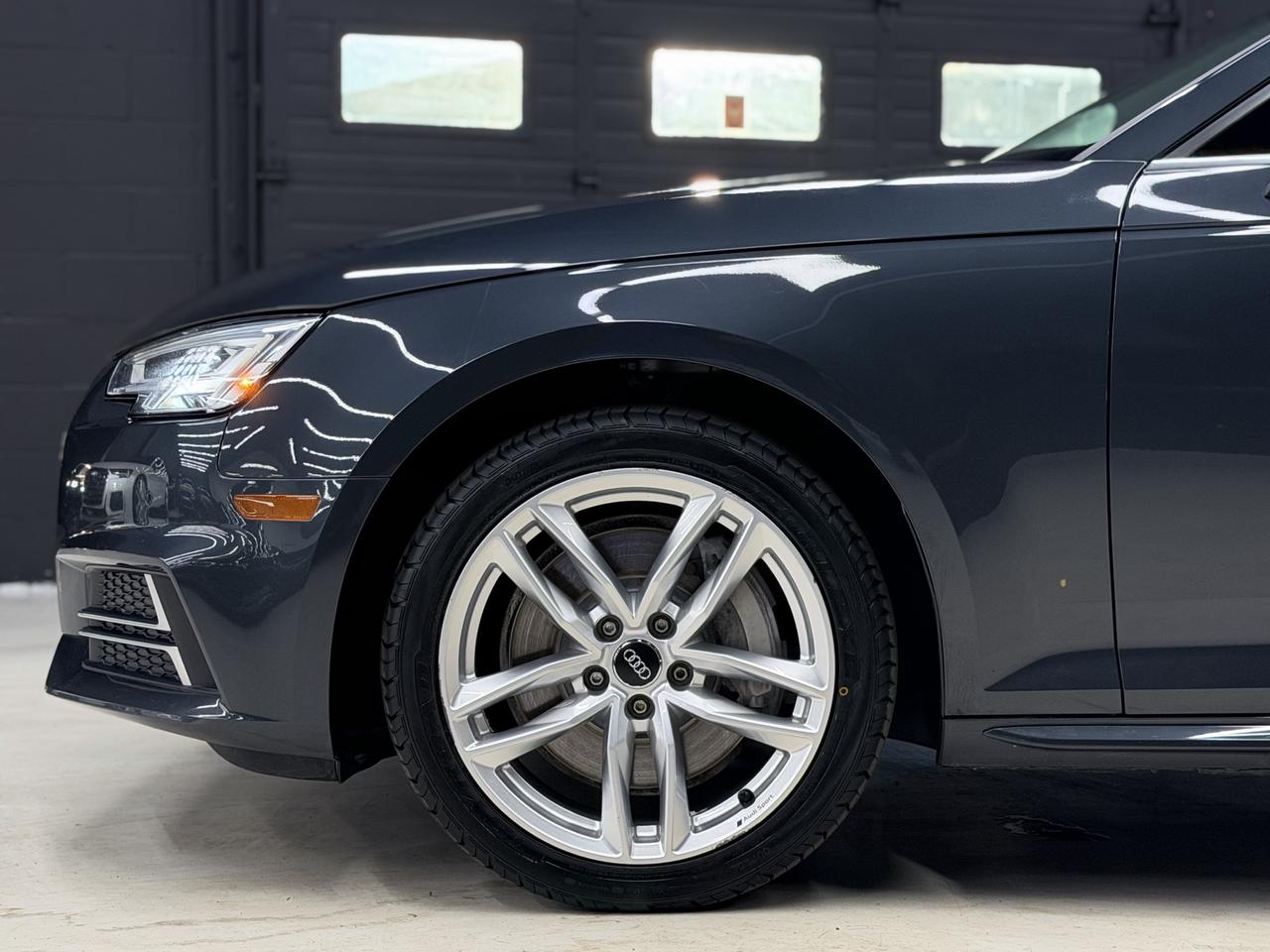 2018 Audi A4 TECHNIK|NAV|360CAM|BSM|FCW|B&O SOUND|SUNROOF| Photo