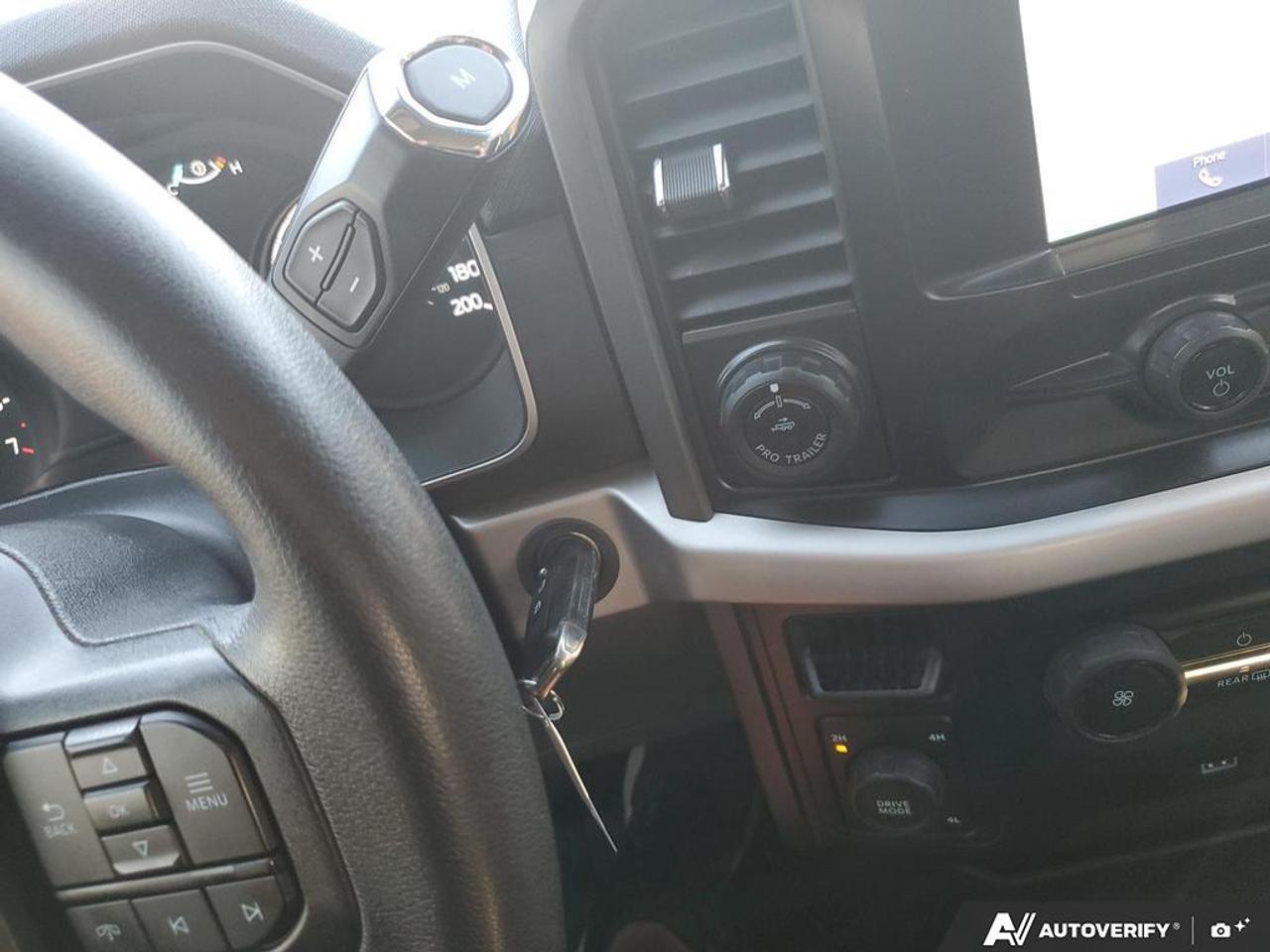 2022 Ford F-150 XLT 4WD SuperCrew 6.5' Box Photo