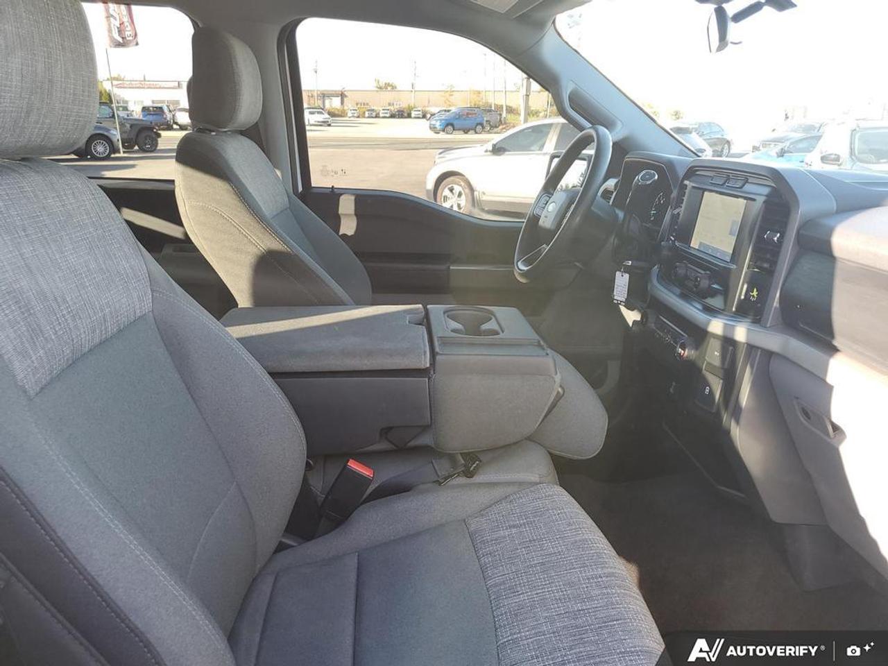 2022 Ford F-150 XLT 4WD SuperCrew 6.5' Box Photo