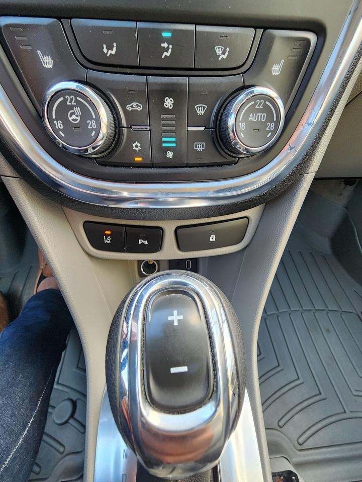 2014 Buick Encore Premium l Clean Carfax l AWD l Heated Steering Photo