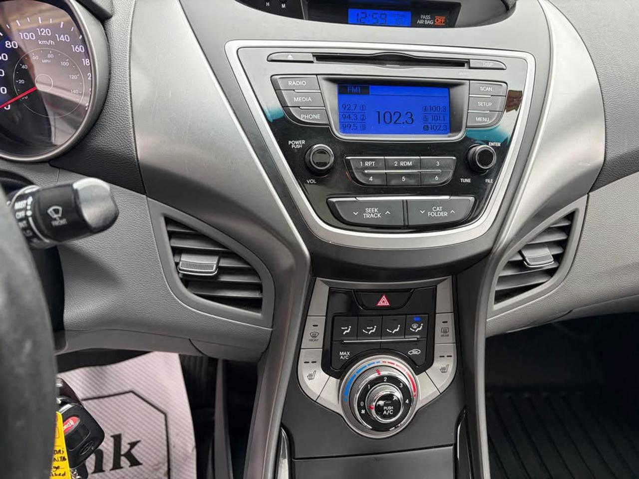 2013 Hyundai Elantra Limited Photo