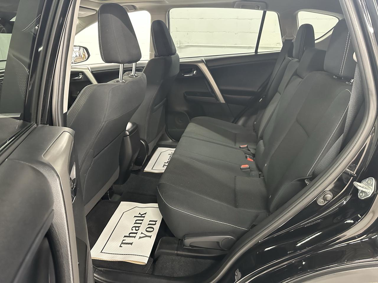 2017 Toyota RAV4 AWD 4dr XLE Photo15