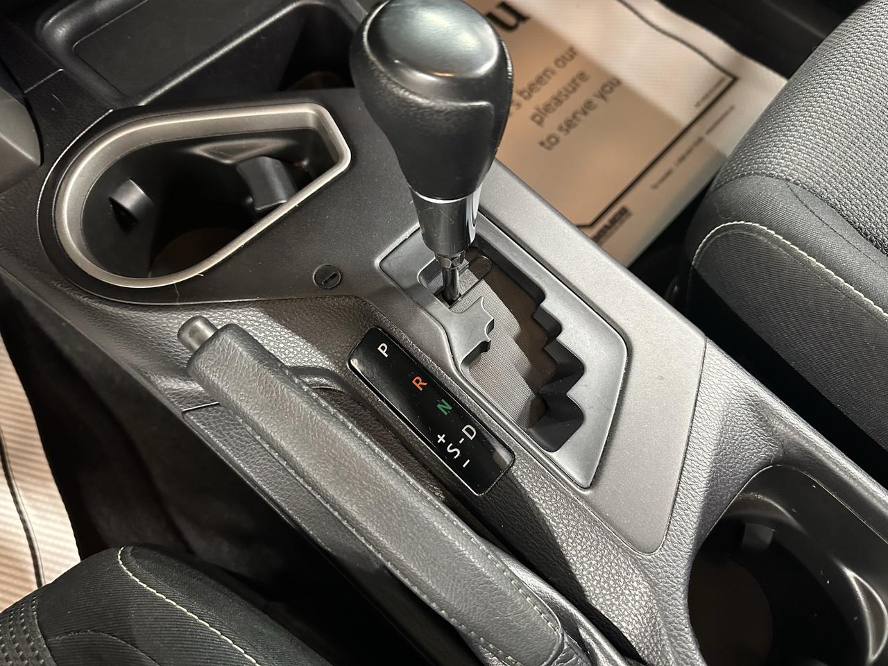 2017 Toyota RAV4 AWD 4dr XLE Photo