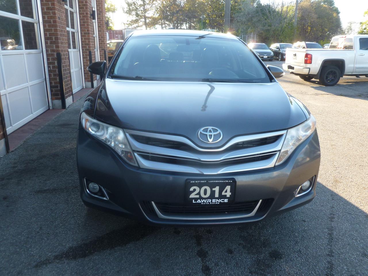 2014 Toyota Venza  Photo1