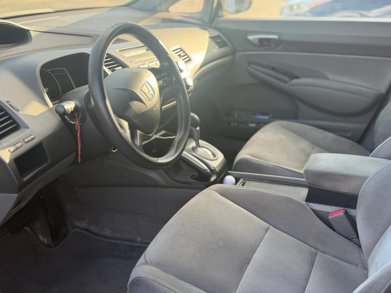 2008 Honda Civic LX| CLEAN CARFAX| NO CLAIMS | Photo
