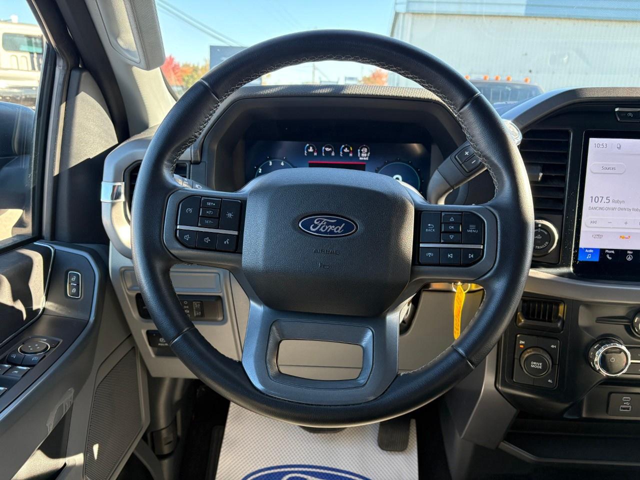 2024 Ford F-150 XLT 4WD SuperCrew 5.5' Box Photo