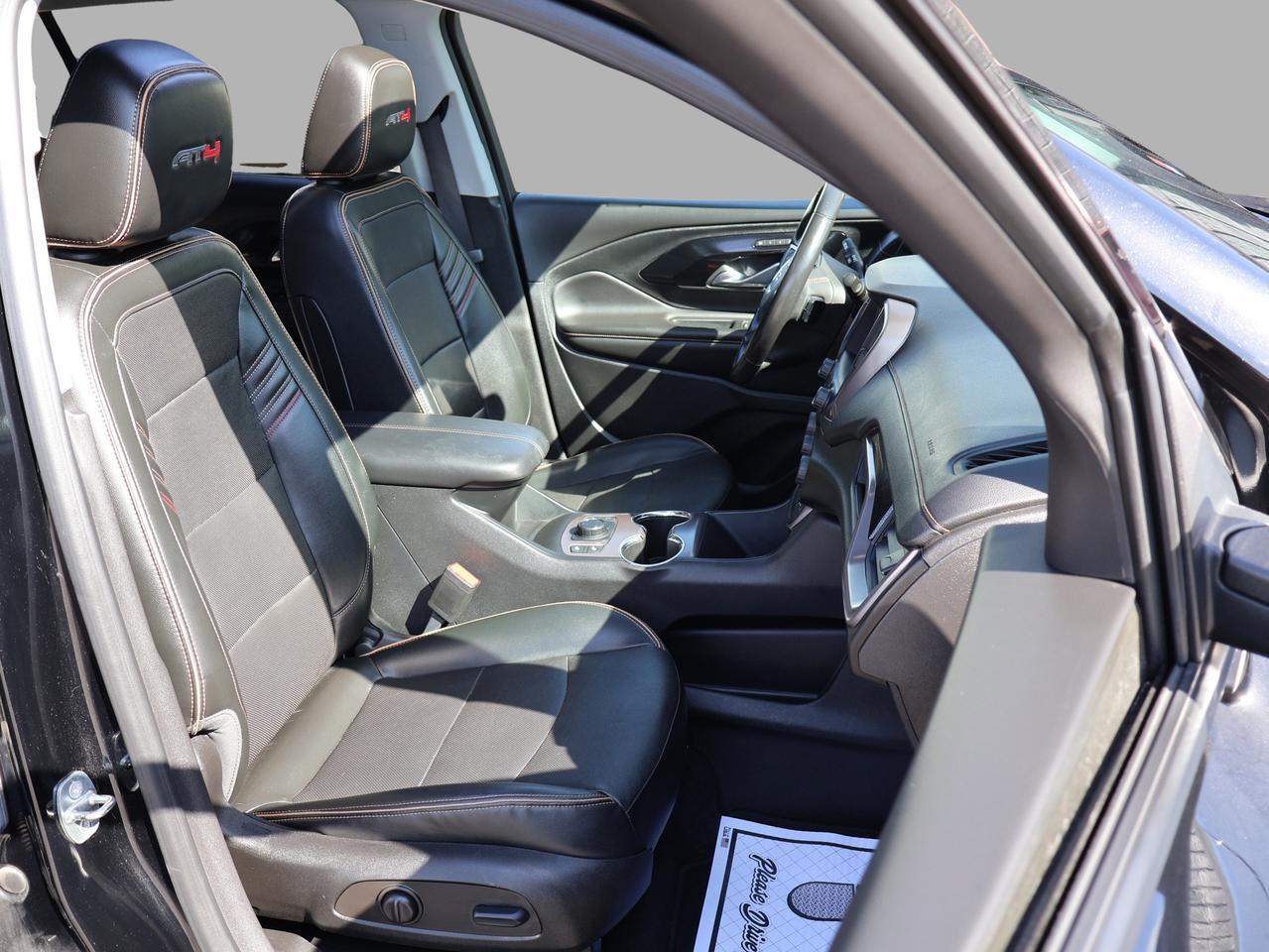 2022 GMC Terrain AT4 AWD *ACCIDENT FREE* CAMERA BLUETOOTH LEATHER HEATED SEATS PANO ROOF CRUISE ALLOYS Photo