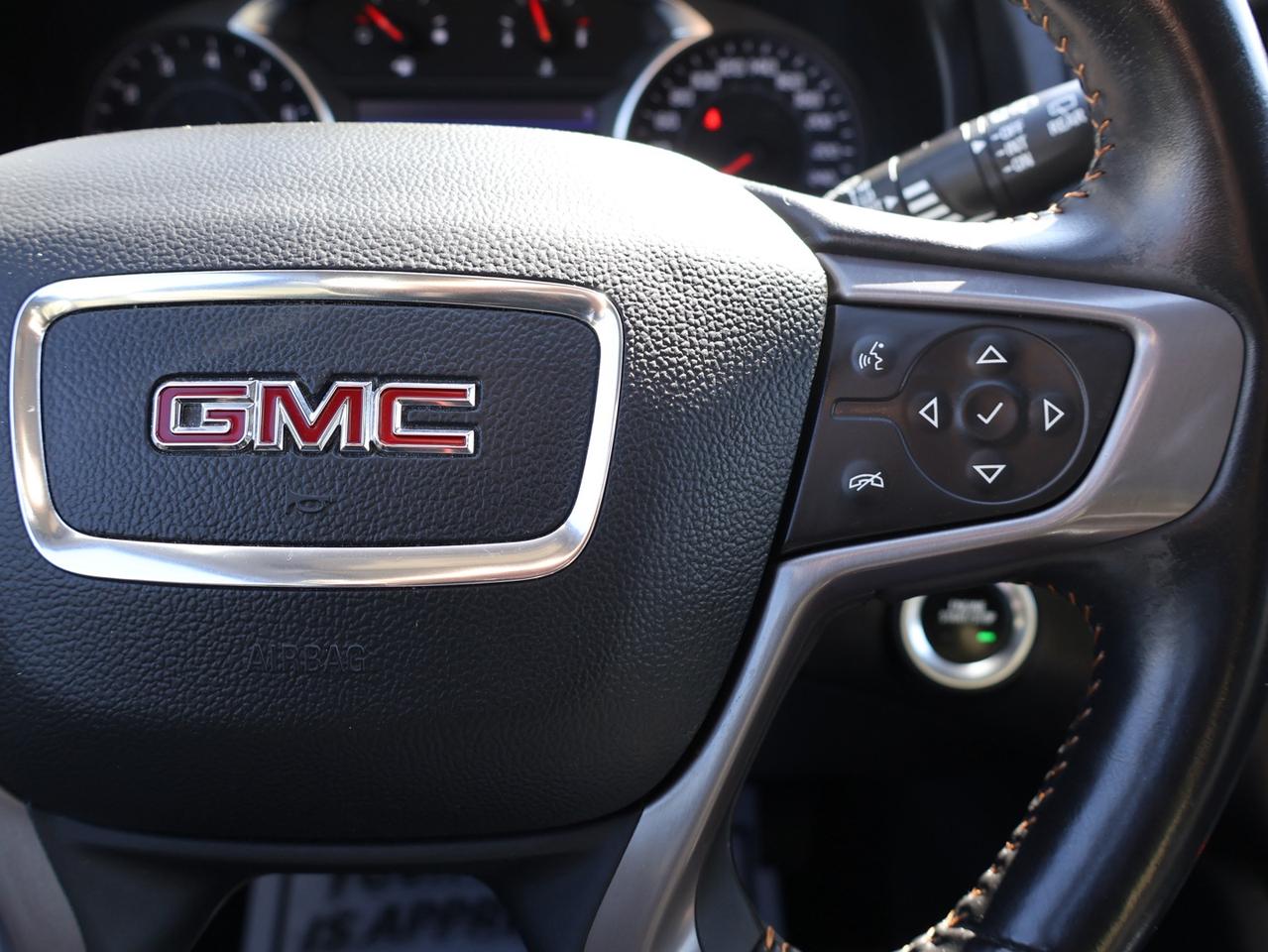 2022 GMC Terrain AT4 AWD *ACCIDENT FREE* CAMERA BLUETOOTH LEATHER HEATED SEATS PANO ROOF CRUISE ALLOYS Photo