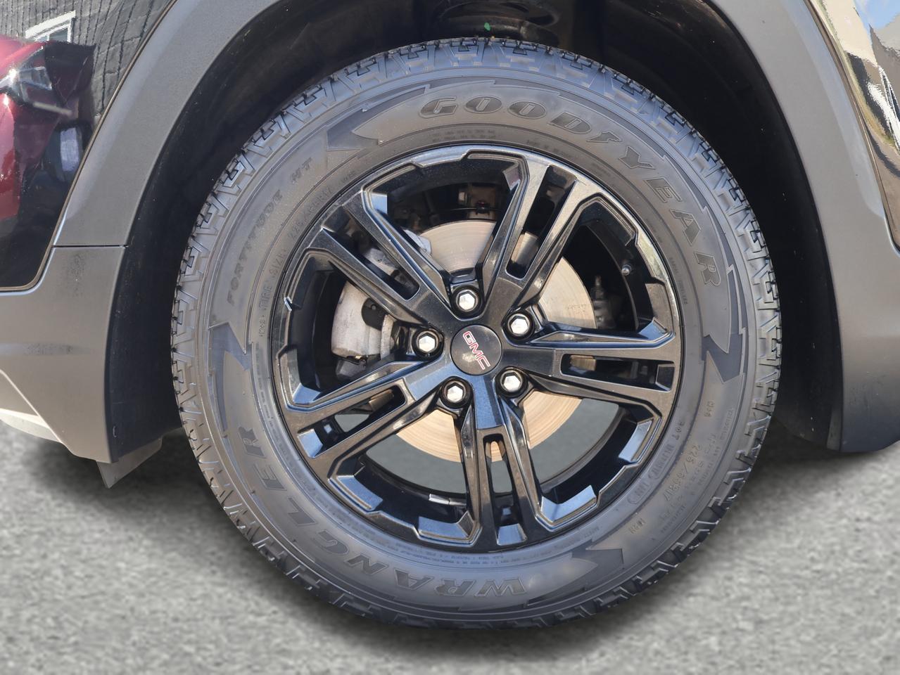 2022 GMC Terrain AT4 AWD *ACCIDENT FREE* CAMERA BLUETOOTH LEATHER HEATED SEATS PANO ROOF CRUISE ALLOYS Photo