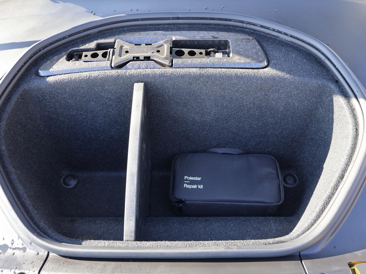 2023 Polestar 2 LONG RANGE DUAL MOTOR CAMERA NAV BLUETOOTH HEATED SEATS CRUISE ALLOYS Photo