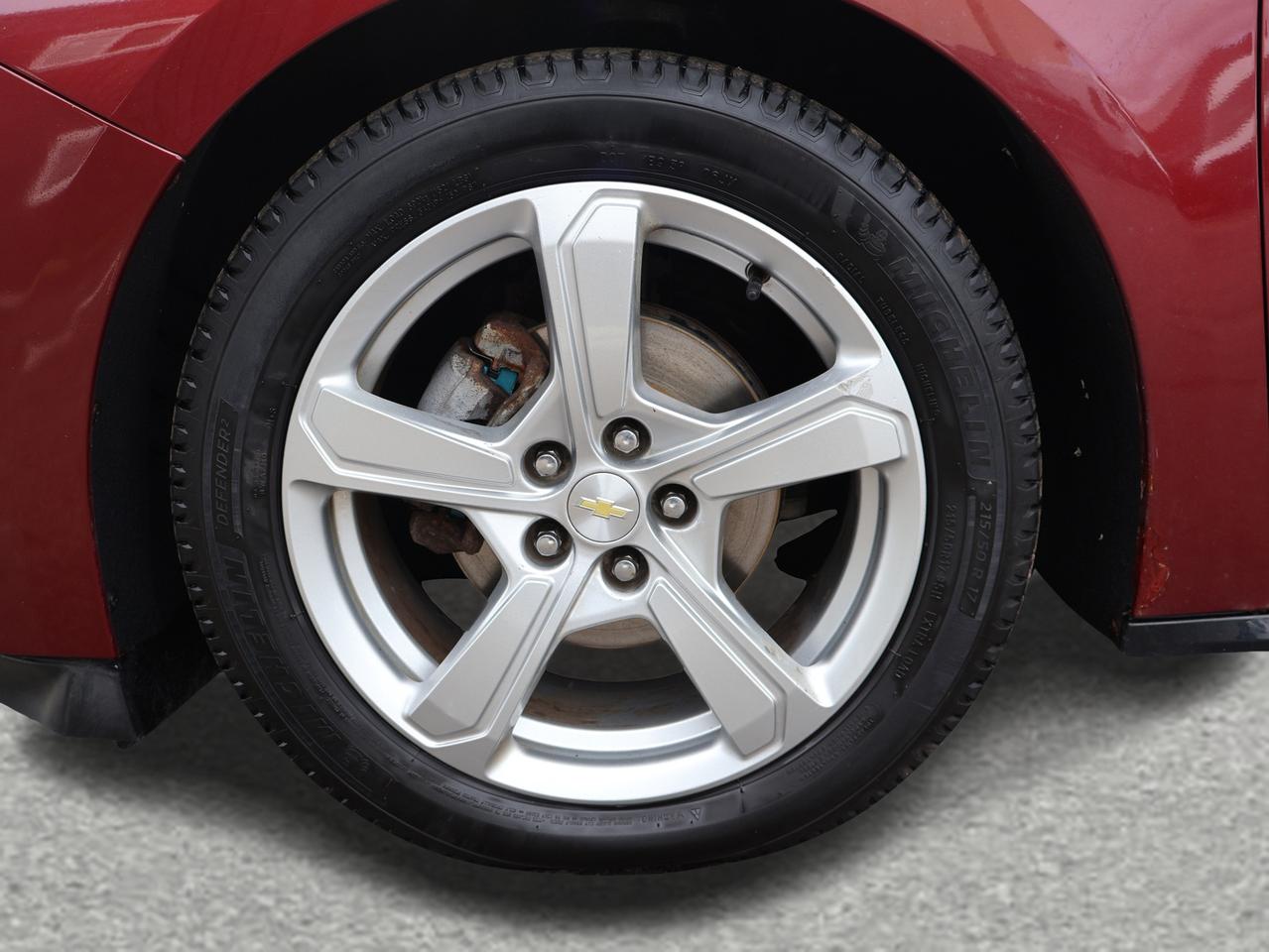2017 Chevrolet Volt LT CERTIFIED *ACCIDENT FREE*SERVICE HISTORY* CAMERA BLUETOOTH HEATED SEATS CRUISE ALLOYS Photo