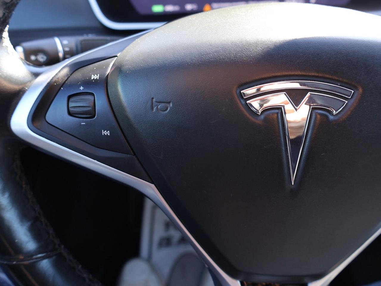 2018 Tesla Model S P100D AWD CERTIFIED CAMERA NAV BLUETOOTH LEATHER HEATED SEATS PANO ROOF CRUISE ALLOYS Photo
