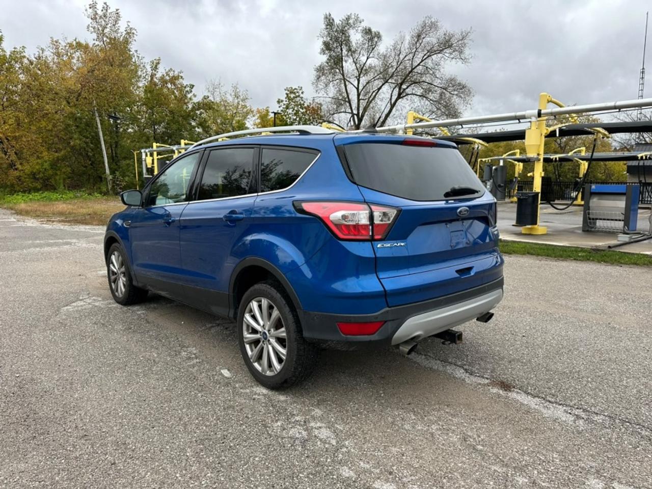 2018 Ford Escape * TITANIUM * NO ACCIDENTS * 4X4 TITANIUM Photo