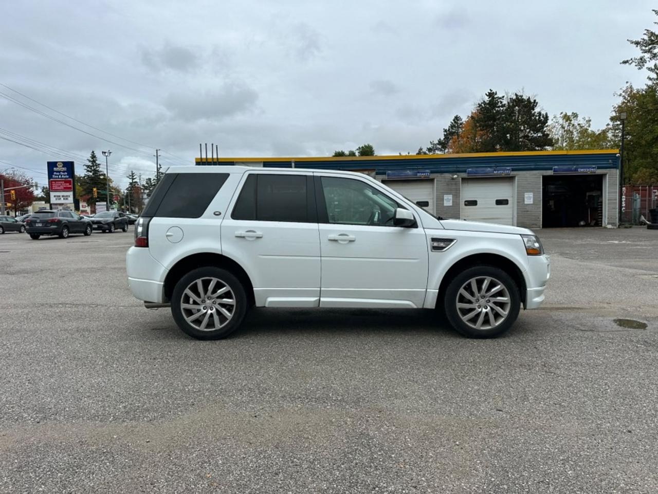 2015 Land Rover LR2 * LOW KM * 4X4 * MUST SEE " Photo