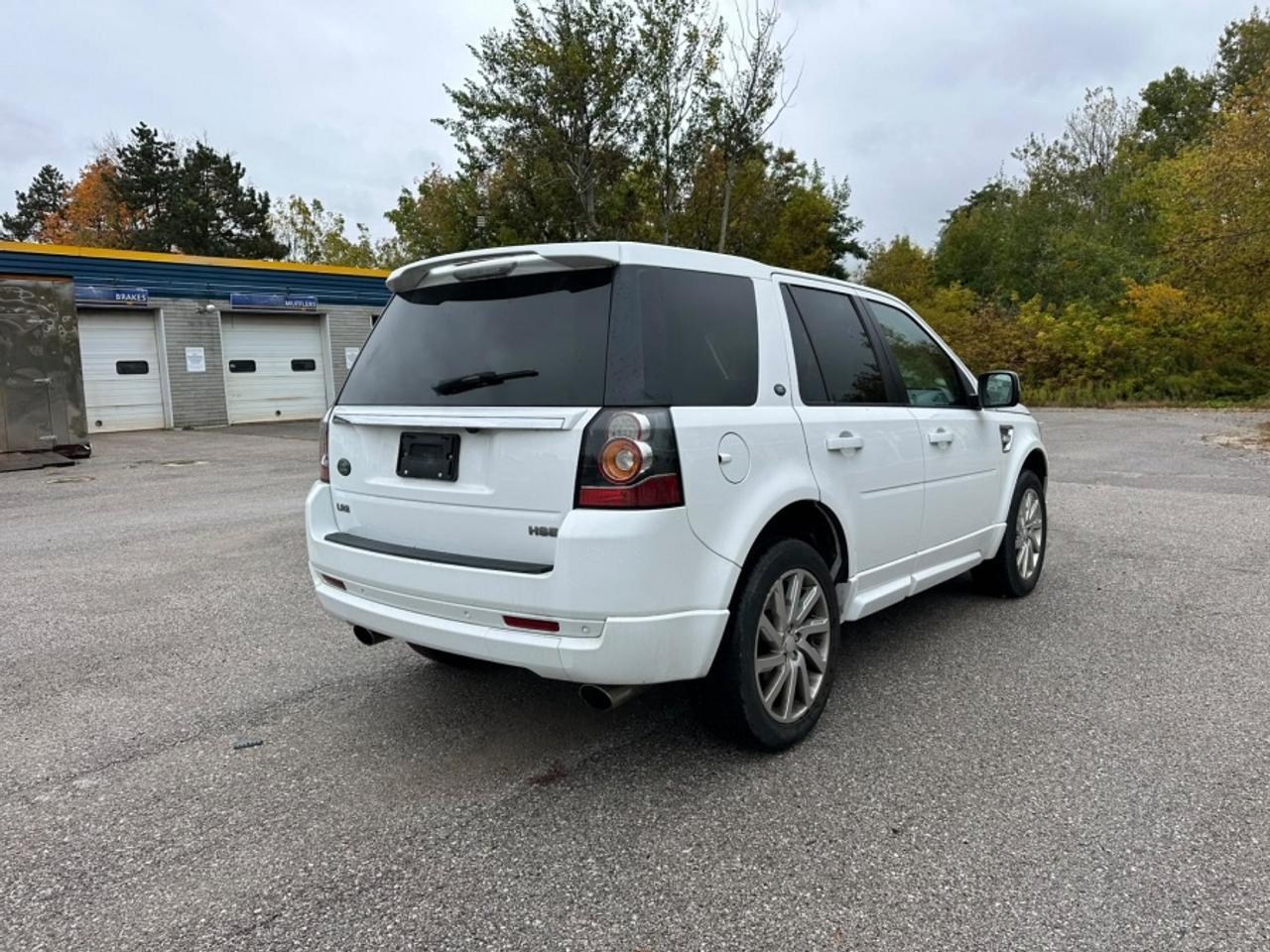 2015 Land Rover LR2 * LOW KM * 4X4 * MUST SEE " Photo5