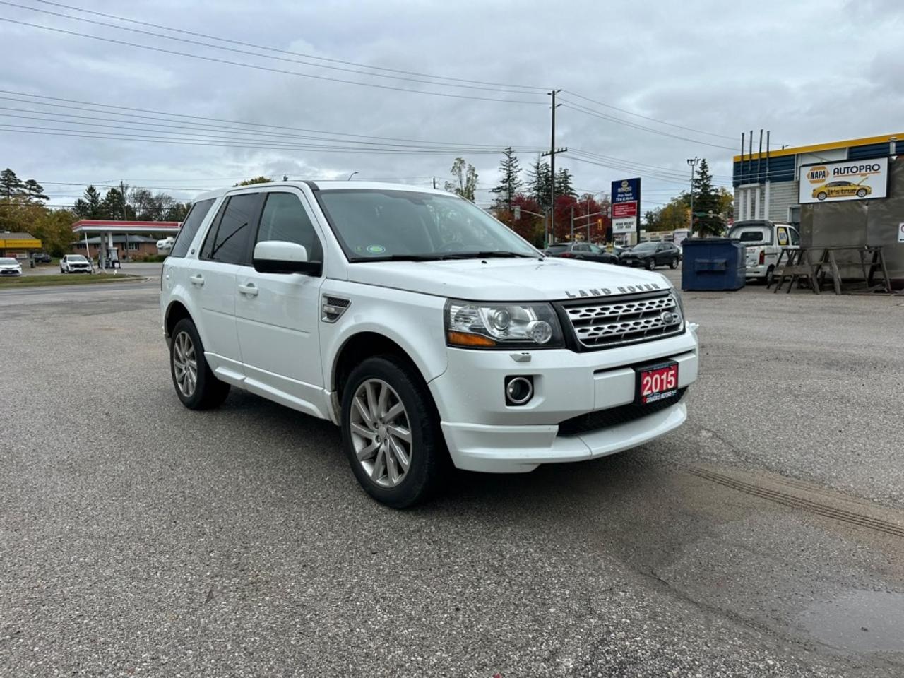2015 Land Rover LR2 * LOW KM * 4X4 * MUST SEE " Photo