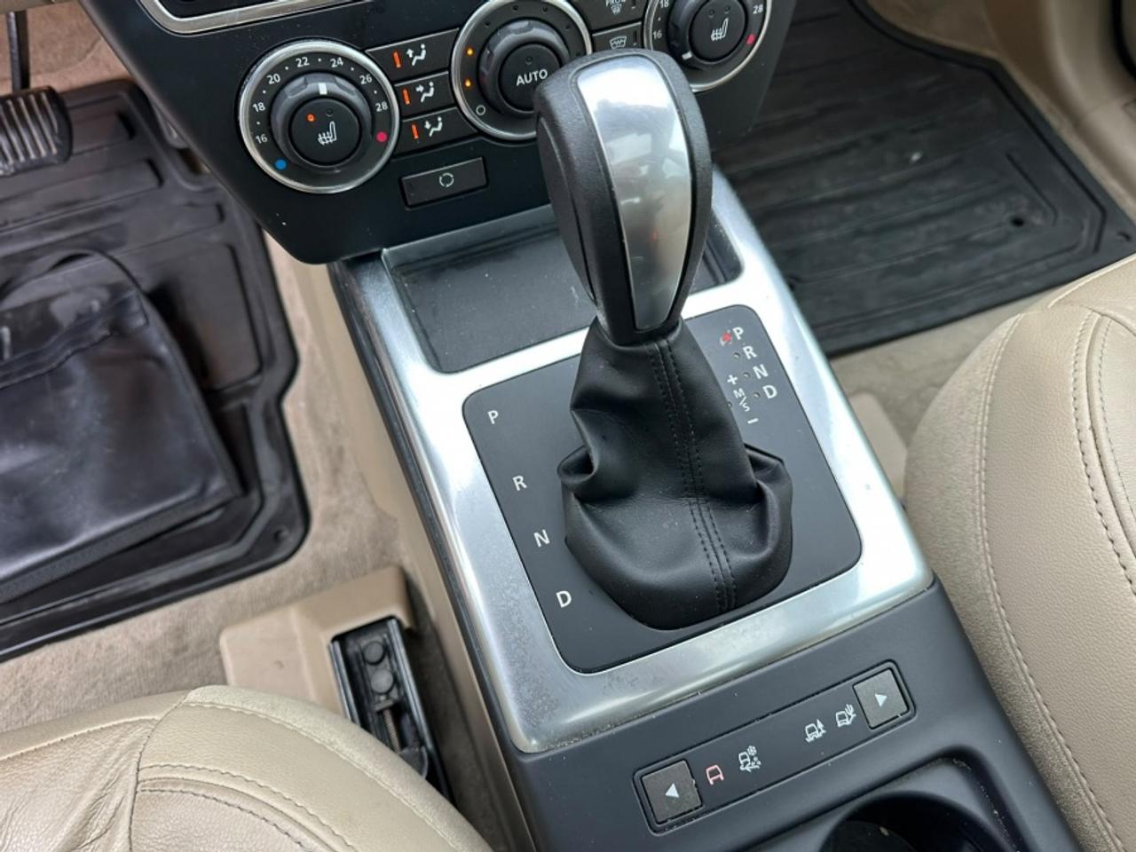 2015 Land Rover LR2 * LOW KM * 4X4 * MUST SEE " Photo