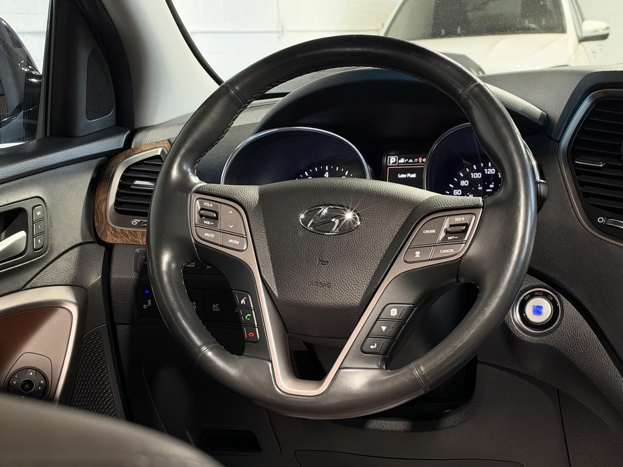 2018 Hyundai Santa Fe XL Ultimate Photo