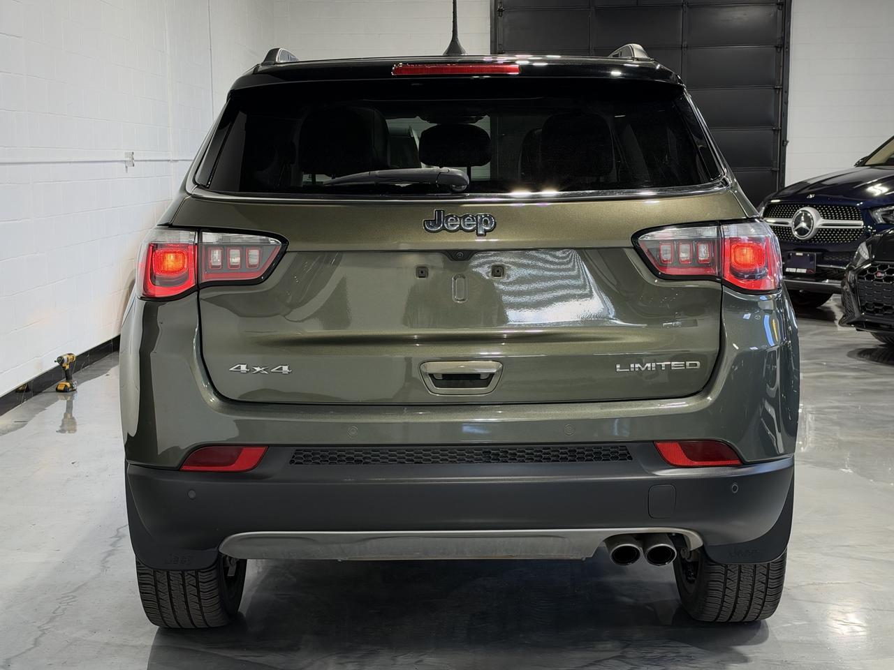 2018 Jeep Compass LIMITED Photo
