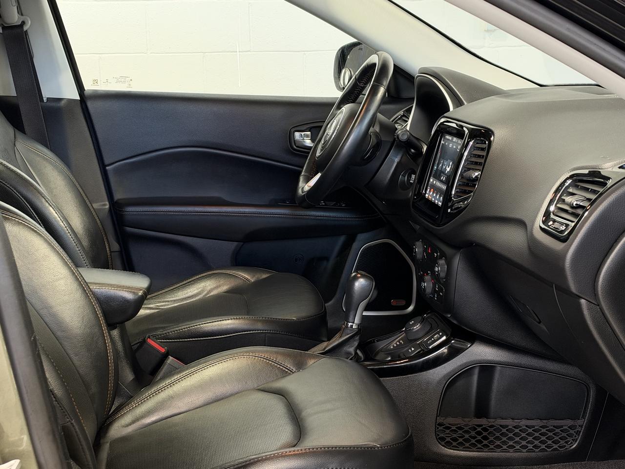 2018 Jeep Compass LIMITED Photo
