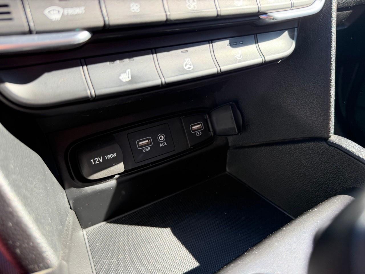 2019 Hyundai Santa Fe 2.4L Preferred AWD Photo