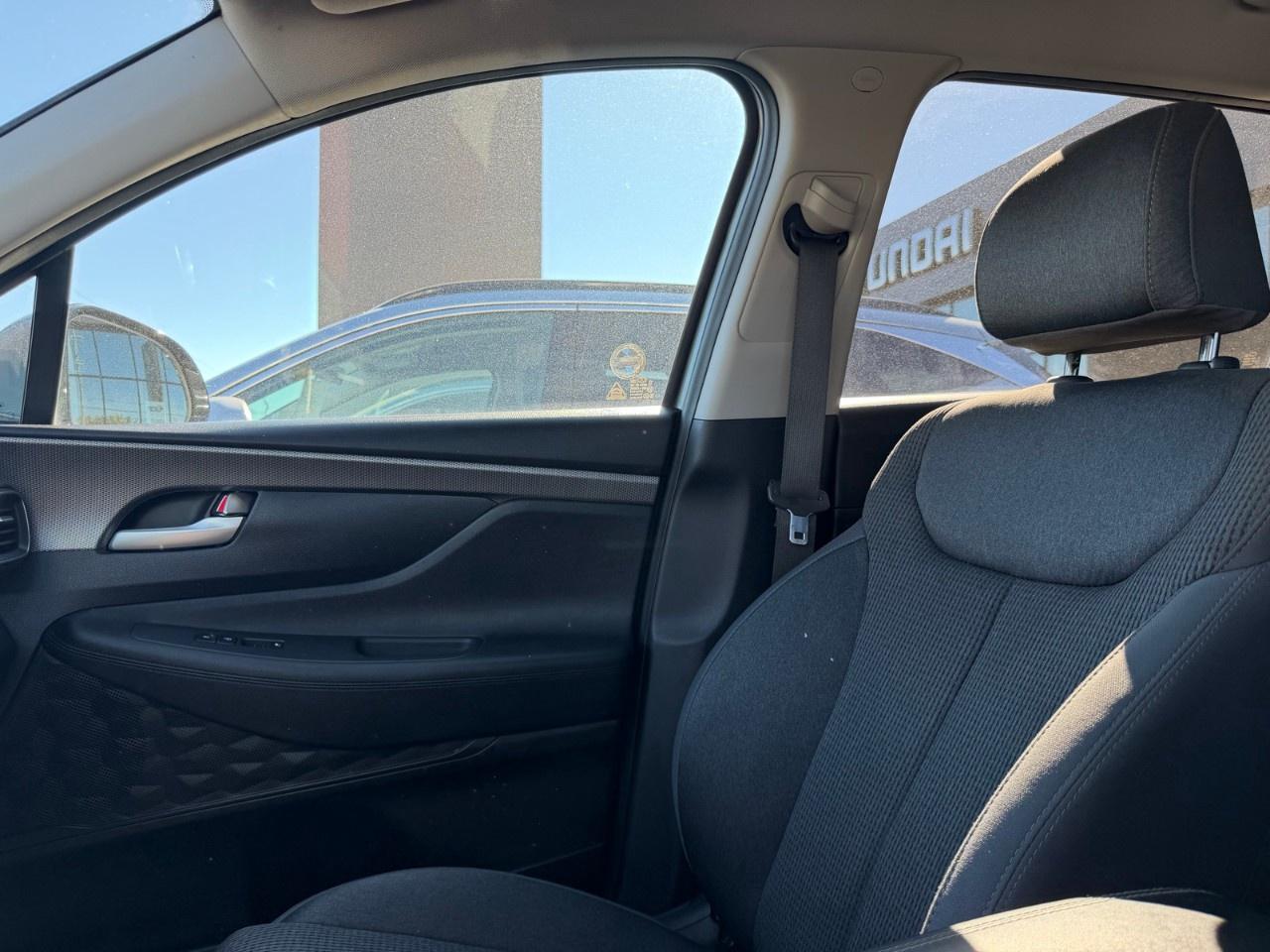 2019 Hyundai Santa Fe 2.4L Preferred AWD Photo