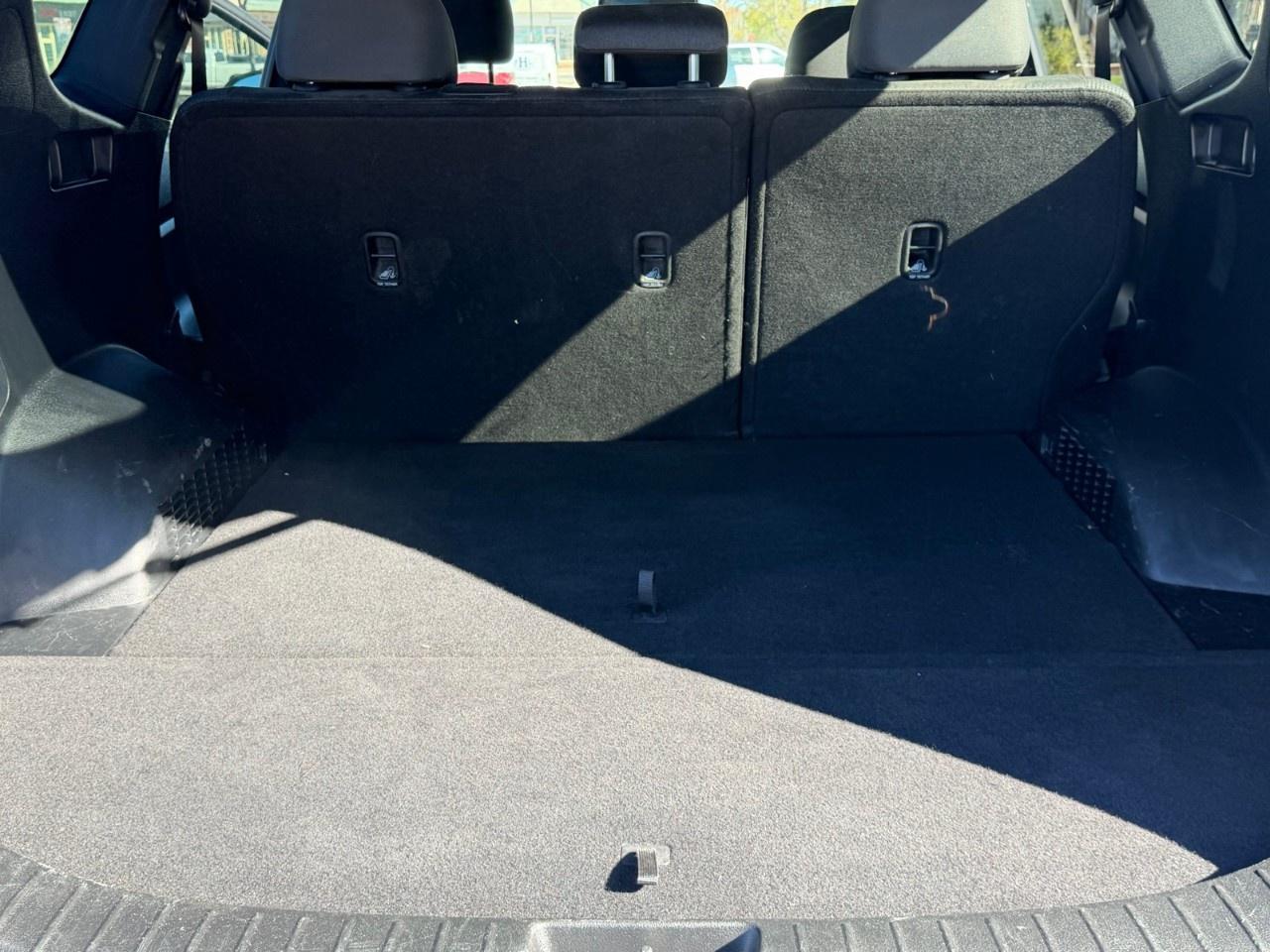 2019 Hyundai Santa Fe 2.4L Preferred AWD Photo