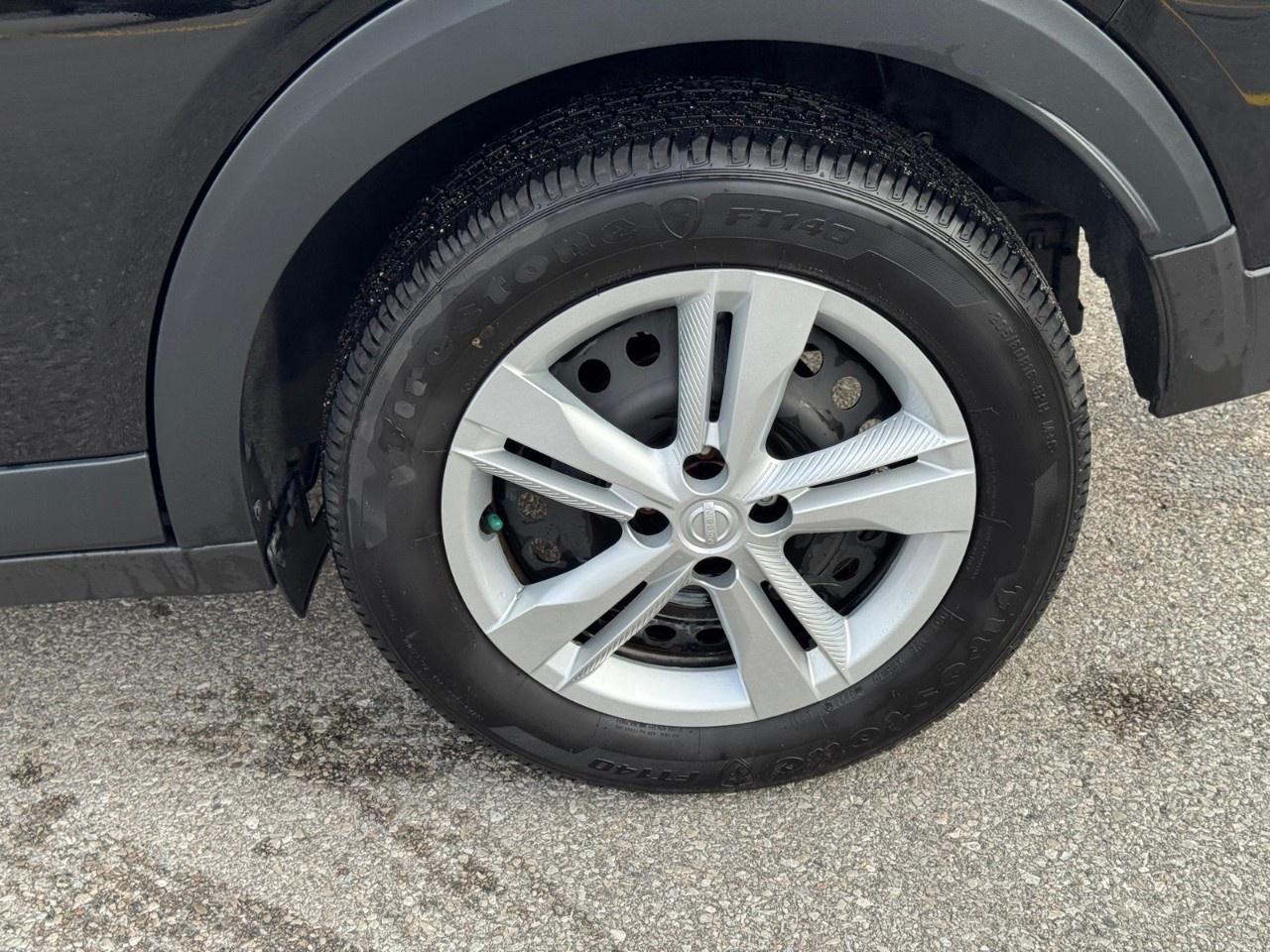 2025 Nissan Kicks Play S FWD Photo