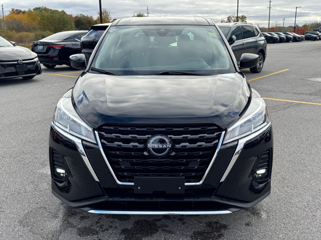2025 Nissan Kicks Play S FWD Photo
