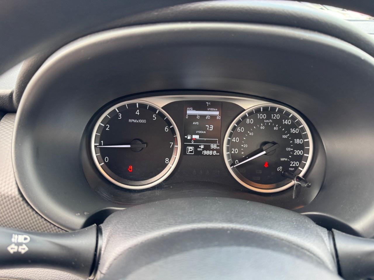 2025 Nissan Kicks Play S FWD Photo