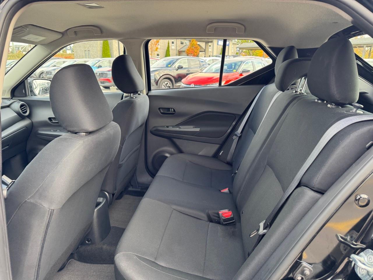 2025 Nissan Kicks Play S FWD Photo