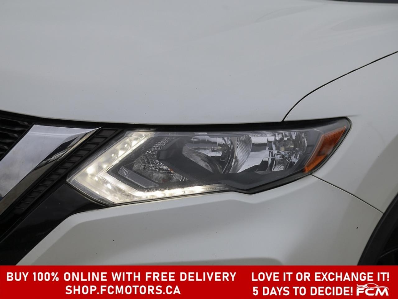 2017 Nissan Rogue SV AWD | FULLY CERTIFIED WITH WARRANTY Photo
