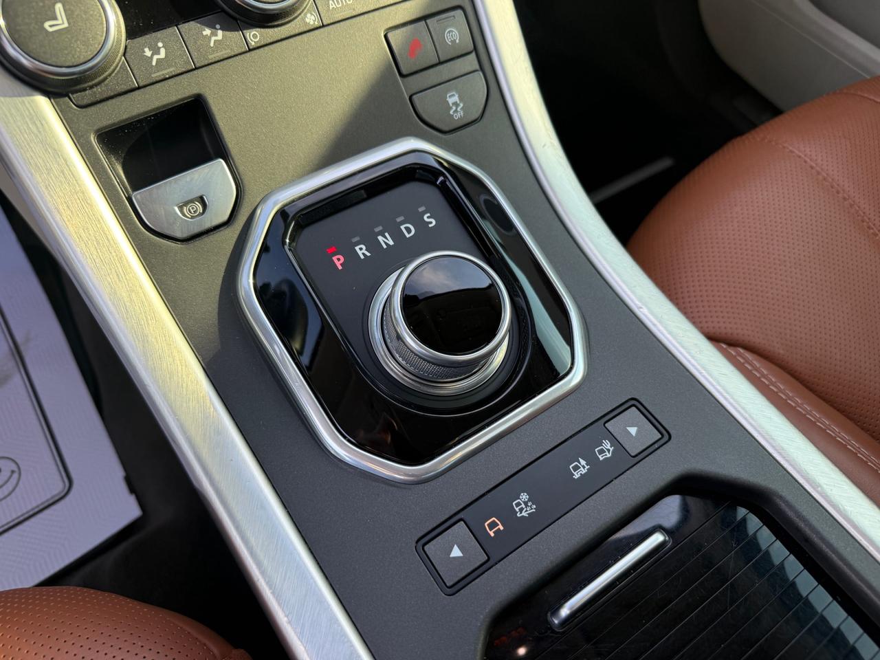 2015 Land Rover Evoque Prestige Photo