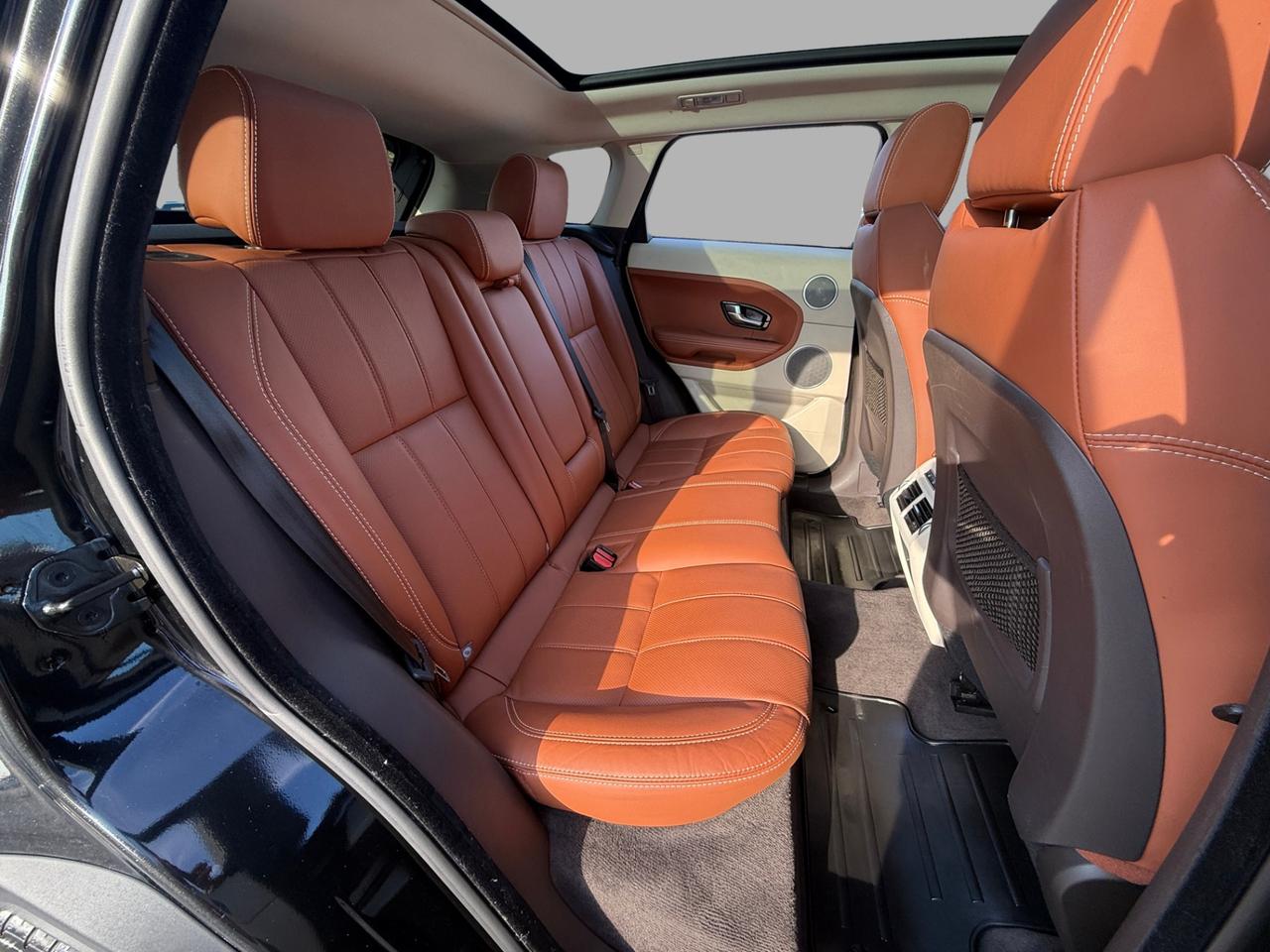 2015 Land Rover Evoque Prestige Photo