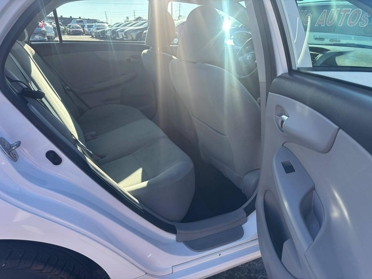2013 Toyota Corolla 4DR SDN AUTO CE Photo