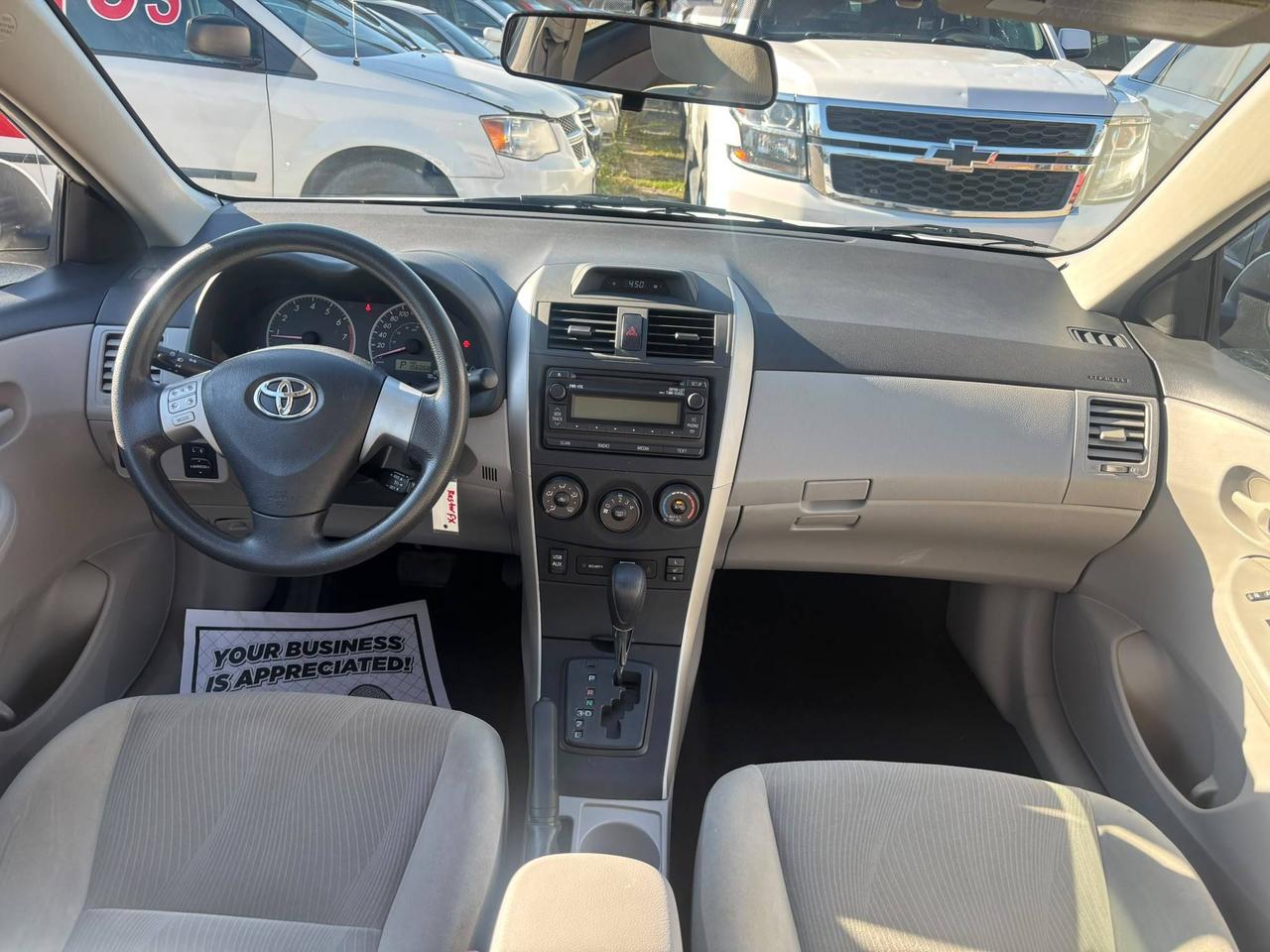 2013 Toyota Corolla 4DR SDN AUTO CE Photo