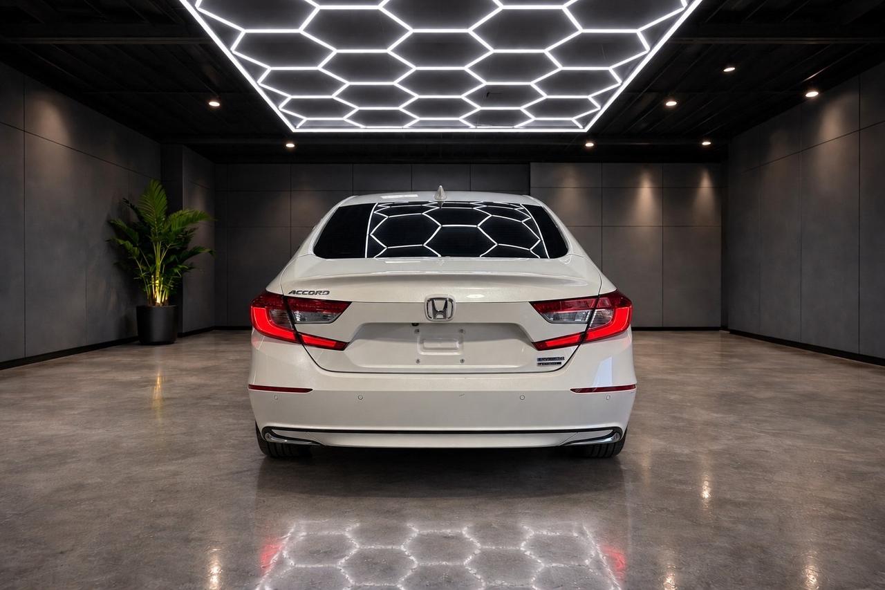 2020 Honda Accord Touring CVT Photo3