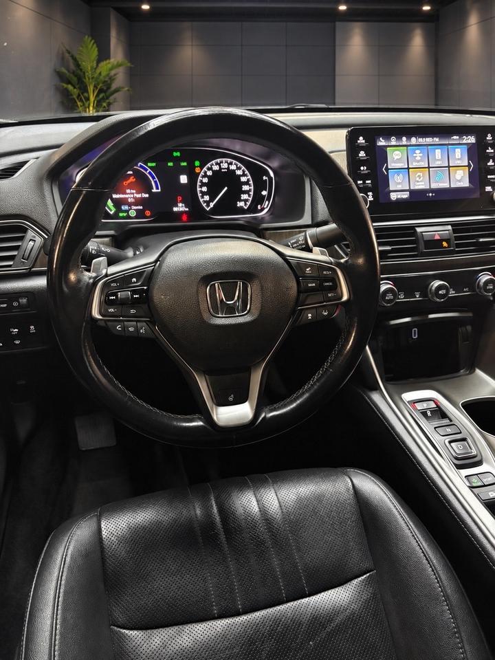 2020 Honda Accord Touring CVT Photo