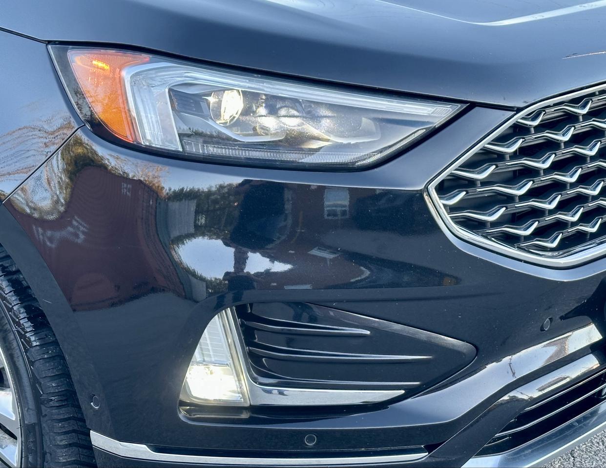 2020 Ford Edge Titanium Photo
