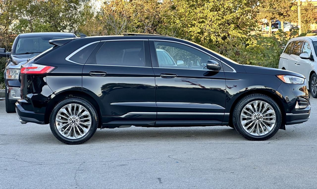 2020 Ford Edge Titanium Photo