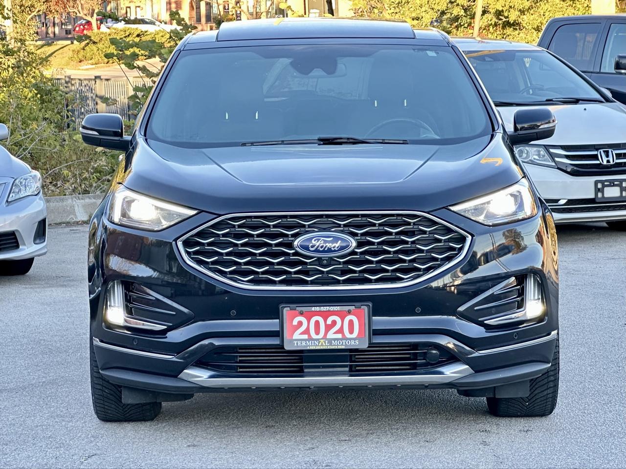 2020 Ford Edge Titanium Photo