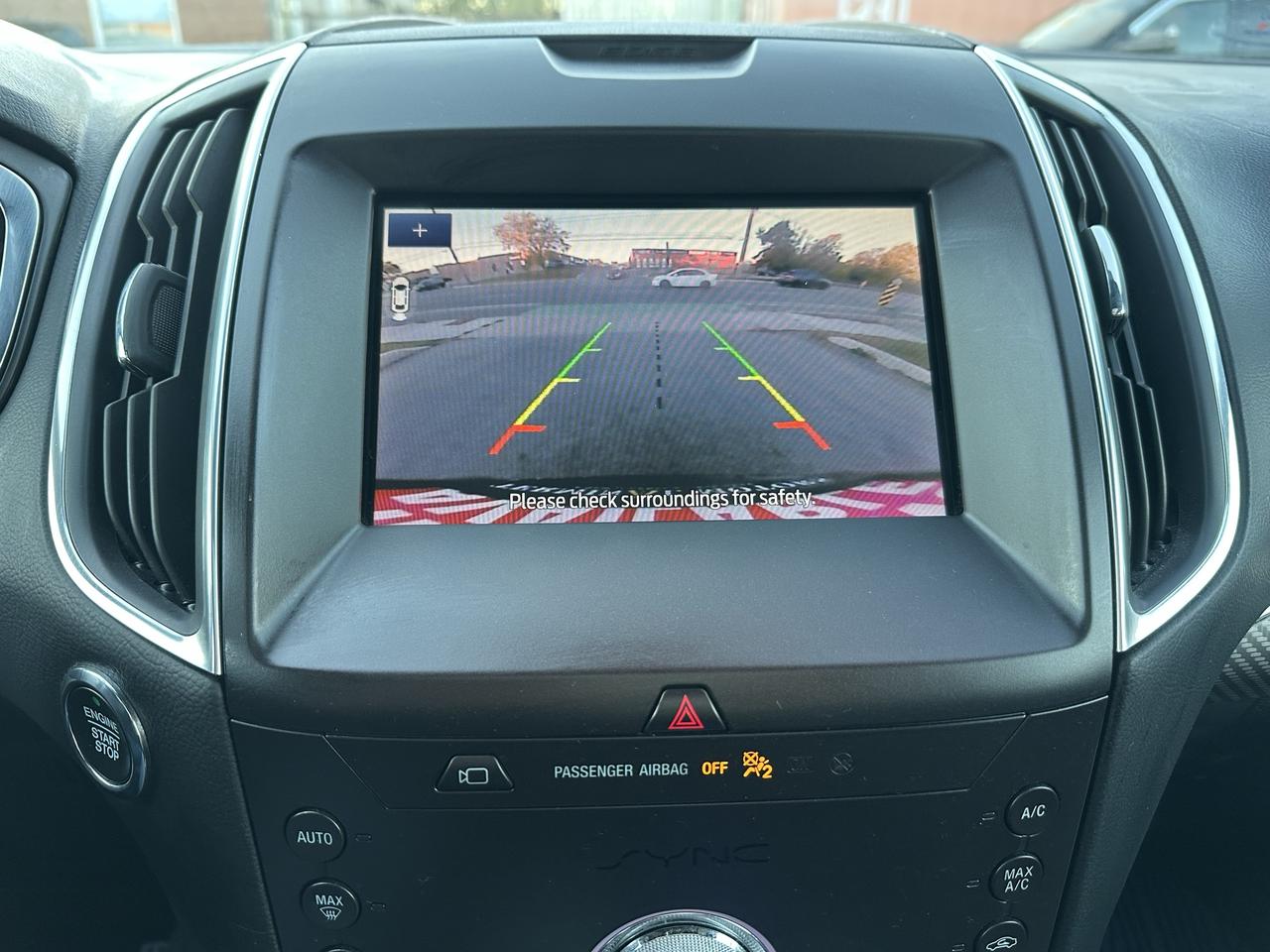 2020 Ford Edge Titanium Photo