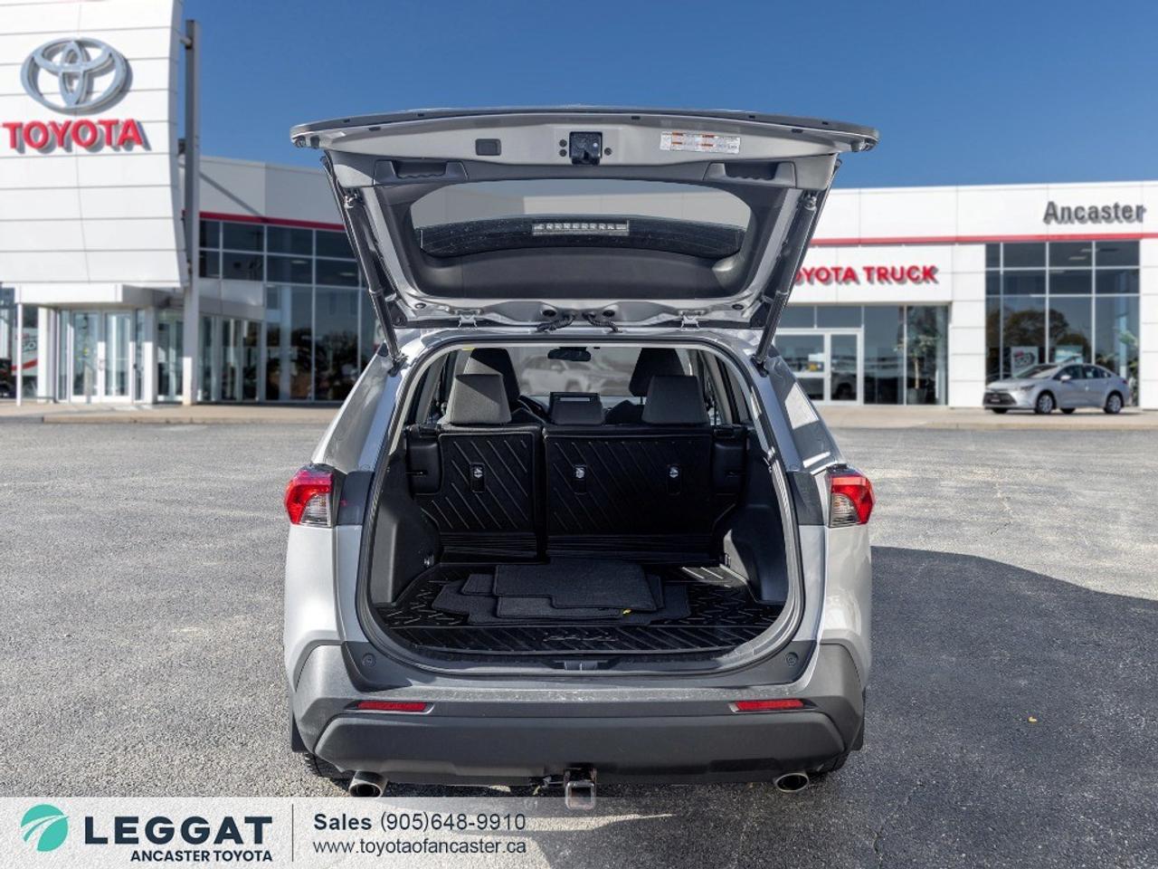 2022 Toyota RAV4 XLE AWD Photo