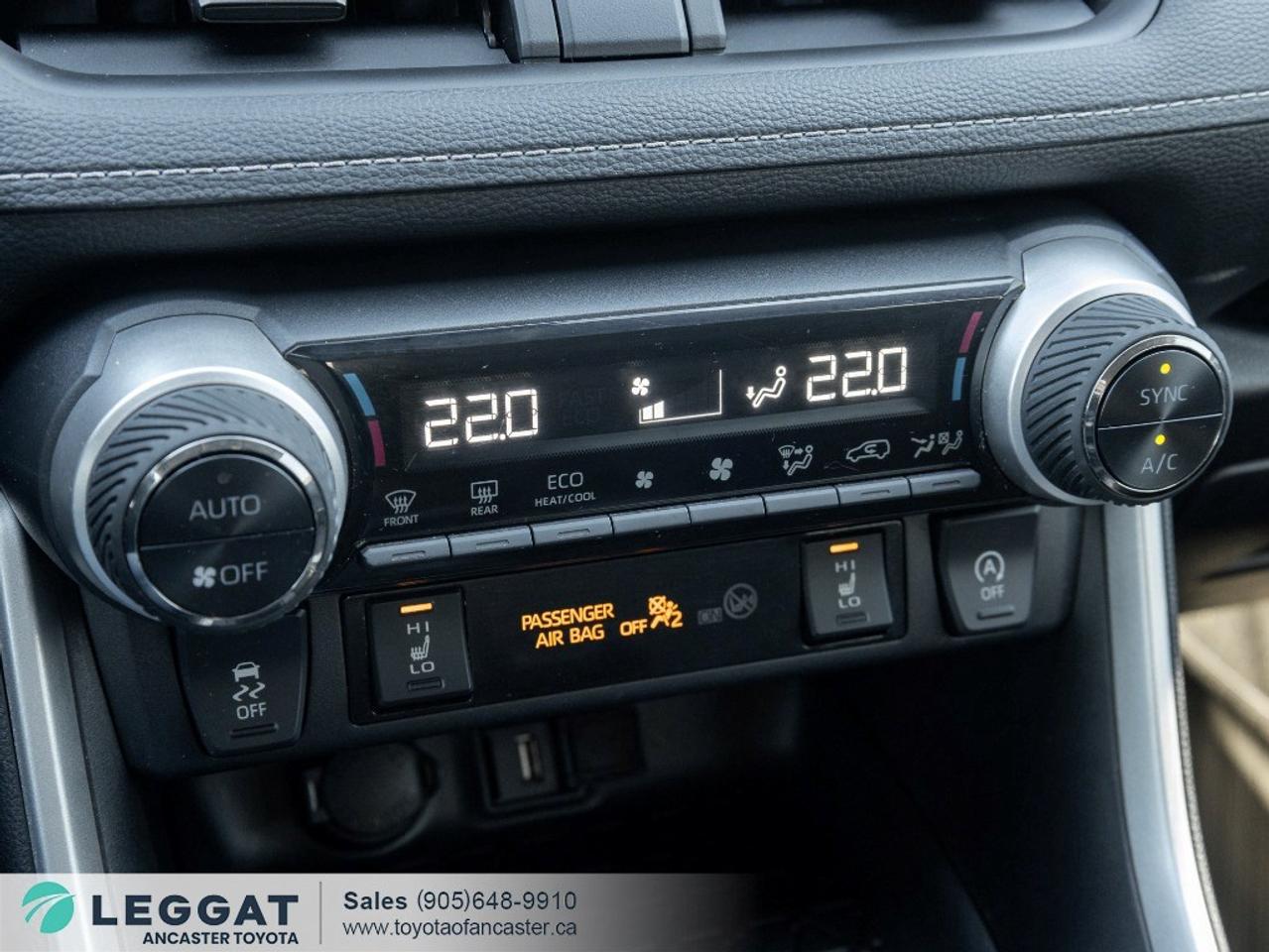 2022 Toyota RAV4 XLE AWD Photo