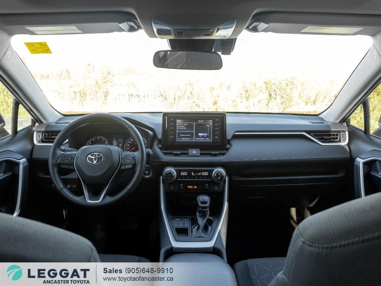 2022 Toyota RAV4 XLE AWD Photo