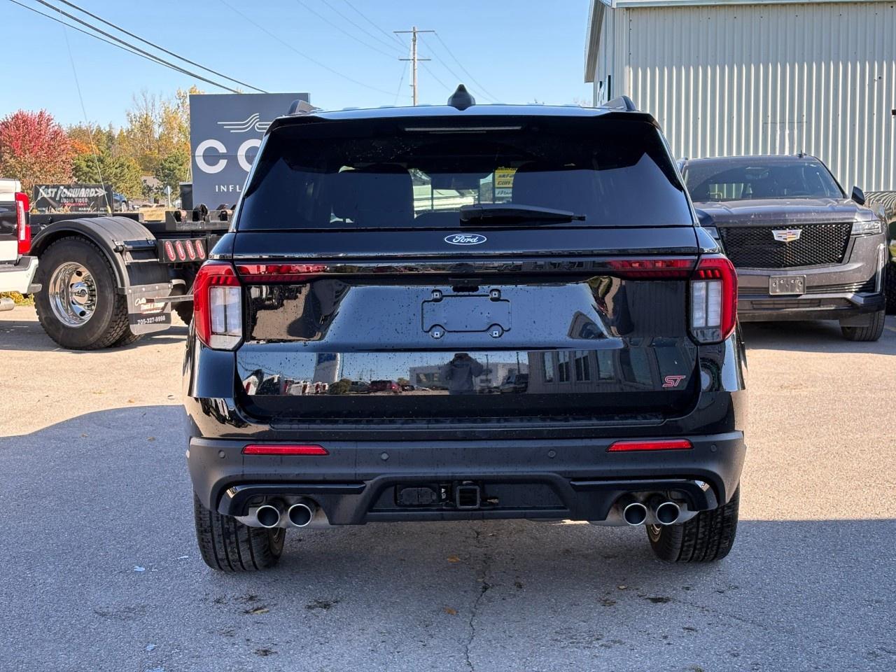 2027 Ford Explorer ST 4WD Photo