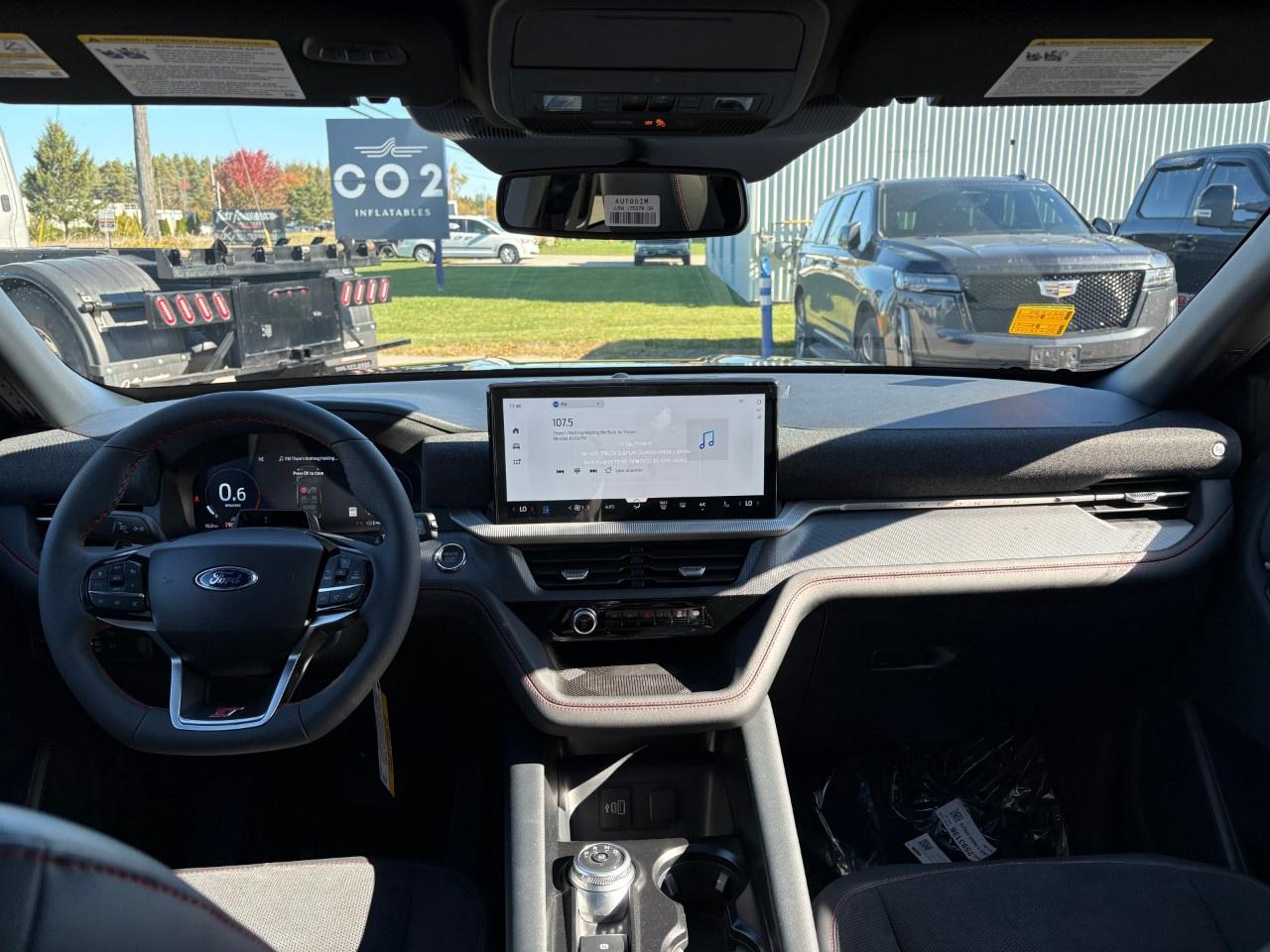 2027 Ford Explorer ST 4WD Photo