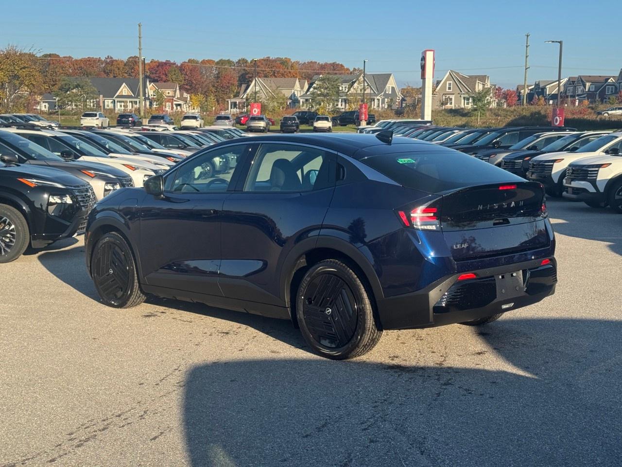 2027 Nissan Leaf S  FWD Photo
