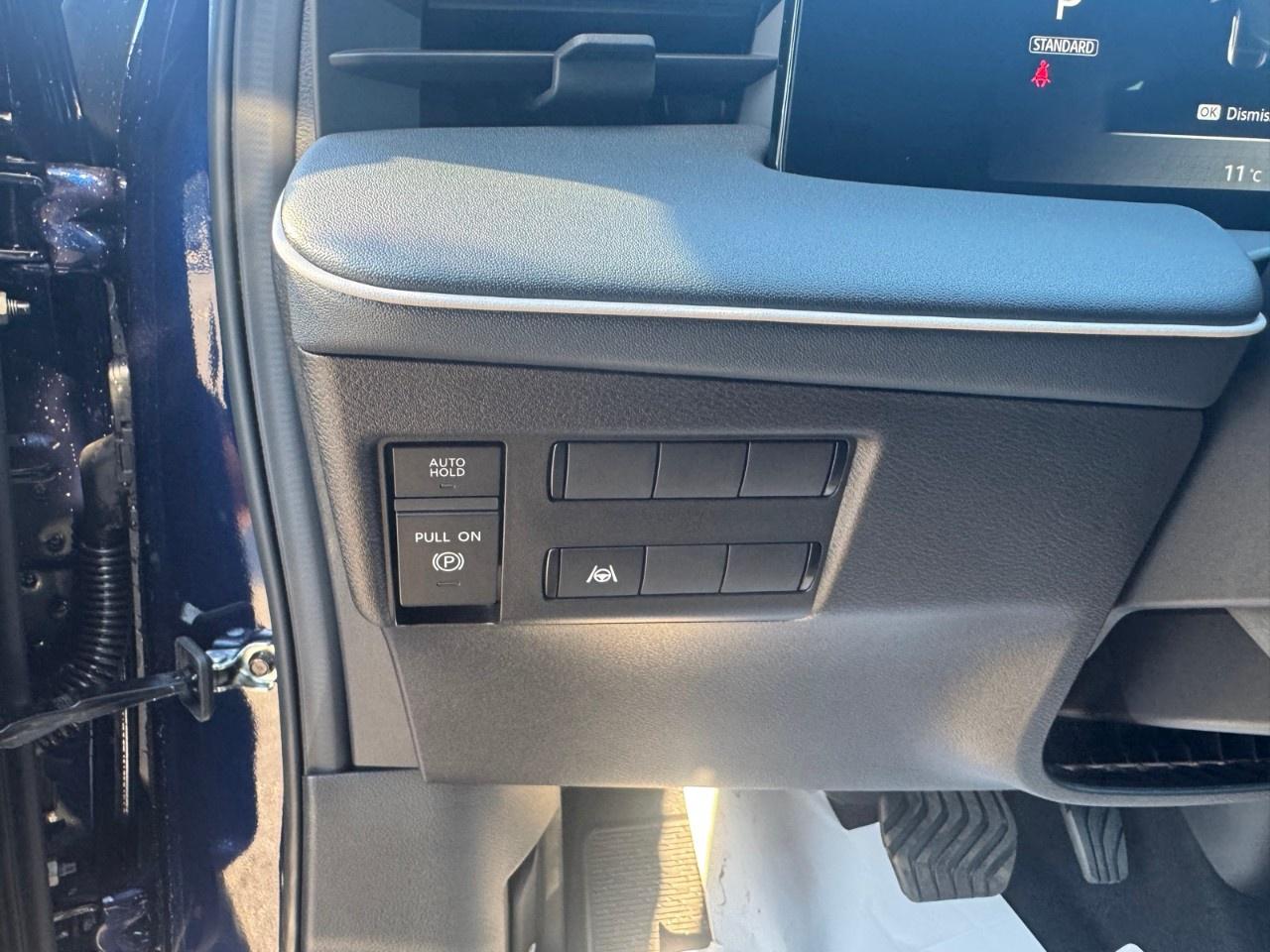 2027 Nissan Leaf S  FWD Photo