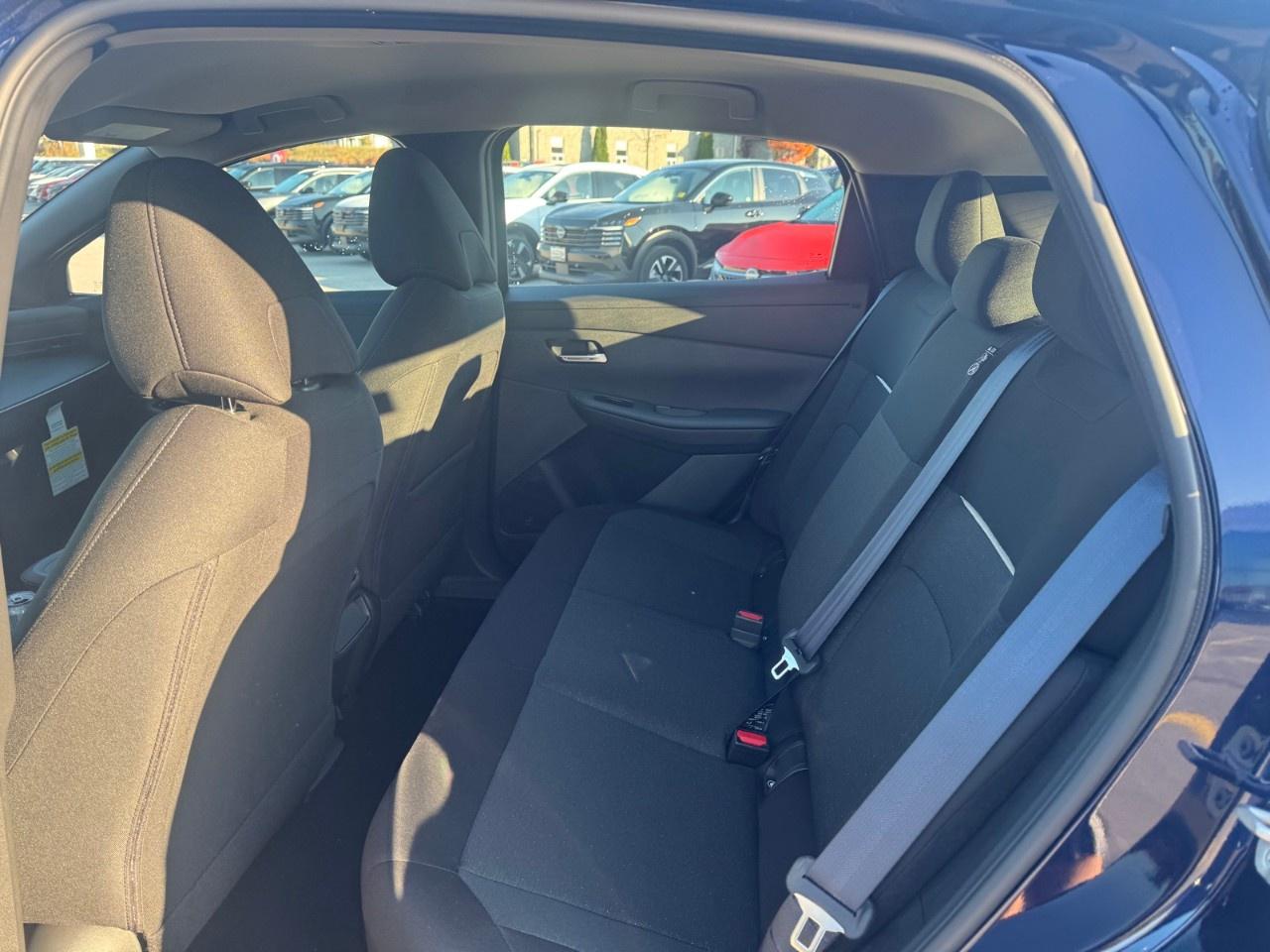 2027 Nissan Leaf S  FWD Photo
